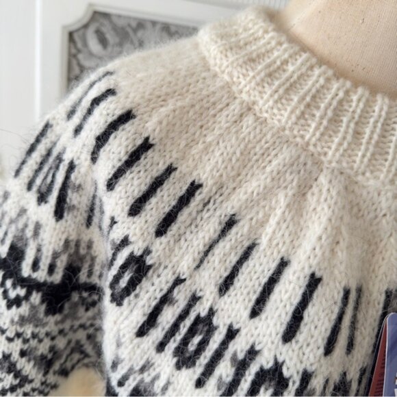 Ice Wear Icelandic Wool Cardigan - Picture 9 of 15